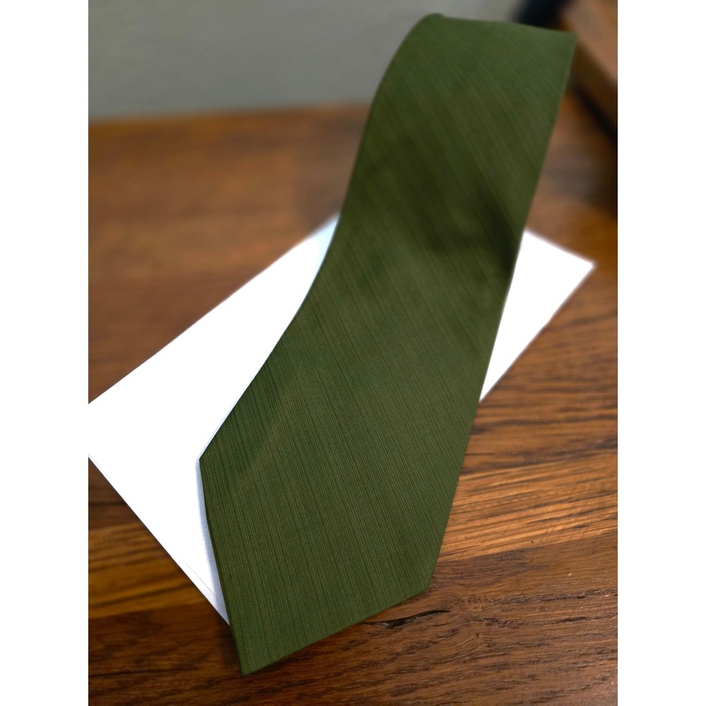 Josephs Reading & Easton Mens Olive Green Ribbed Textured Necktie USA 3 1/2"
